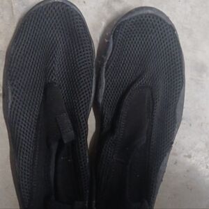 Men's Black Mesh Slip-On Shoes